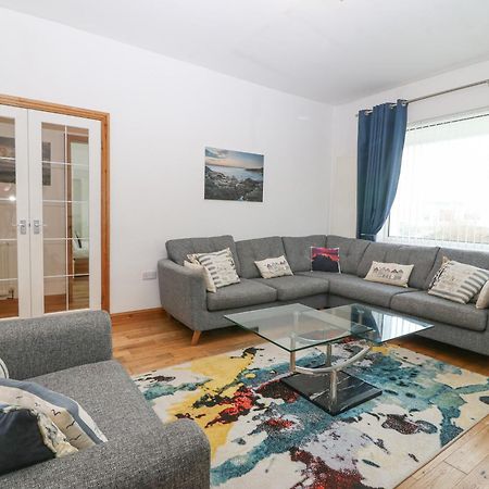 Villa Coed Llai Holyhead Exterior foto